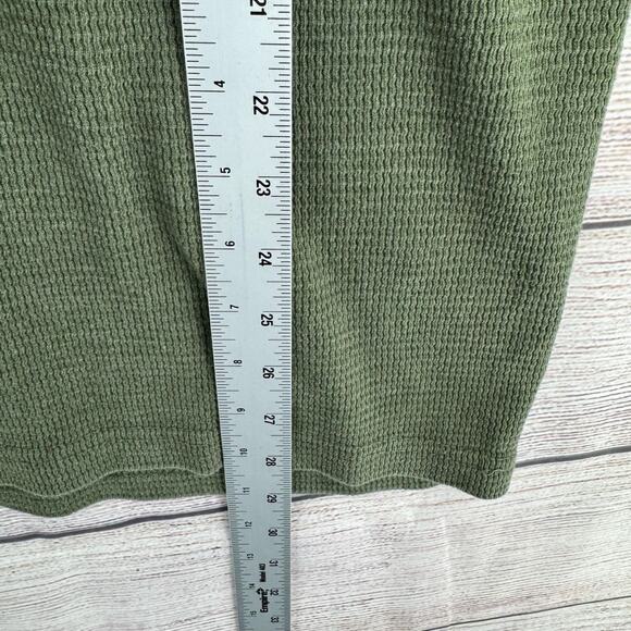 Realtree Team Henley Shirt Men's Size Medium Green Knit Long Sleeve - Picture 10 of 10